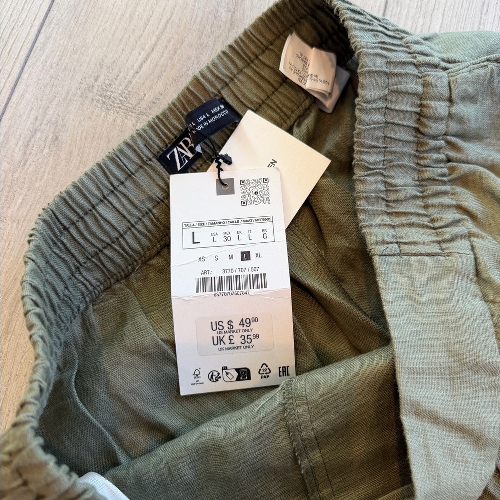 Zara Women's Olive Green Chinos - Picture 3 of 7